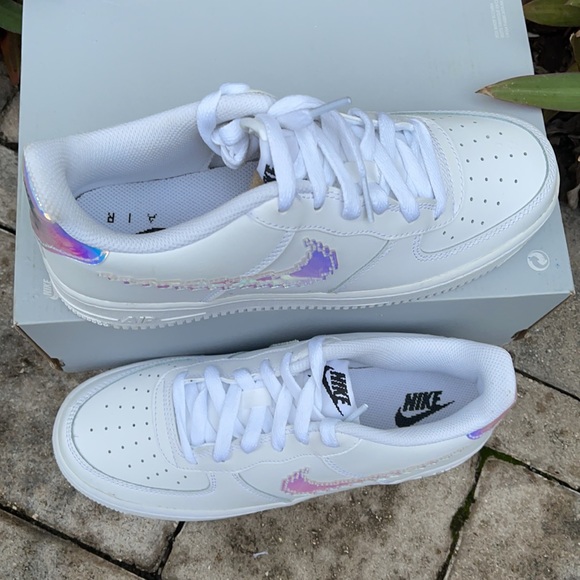 NIKE AIR FORCE 1 LV8 ‘DIGITAL SWOOSH’ WMNS - Picture 3 of 16